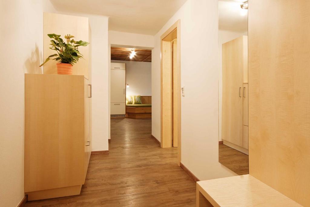 Landhaus Taurer Kals-am Großglockner Szoba fotó