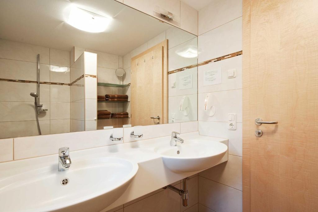 Landhaus Taurer Kals-am Großglockner Szoba fotó